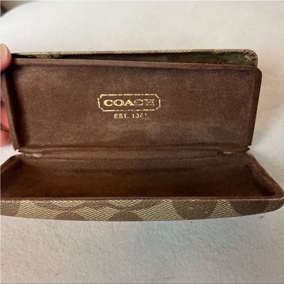 Coach tan glasses case - Picture 2 of 2